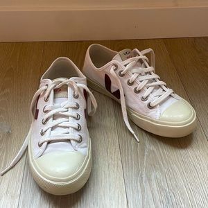 VEJA Wata Canvas Sneakers